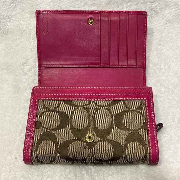 REHAB - Vintage Coach Monogram Compact Snap and Zip wallet Pink and Brown - Picture 8 of 9